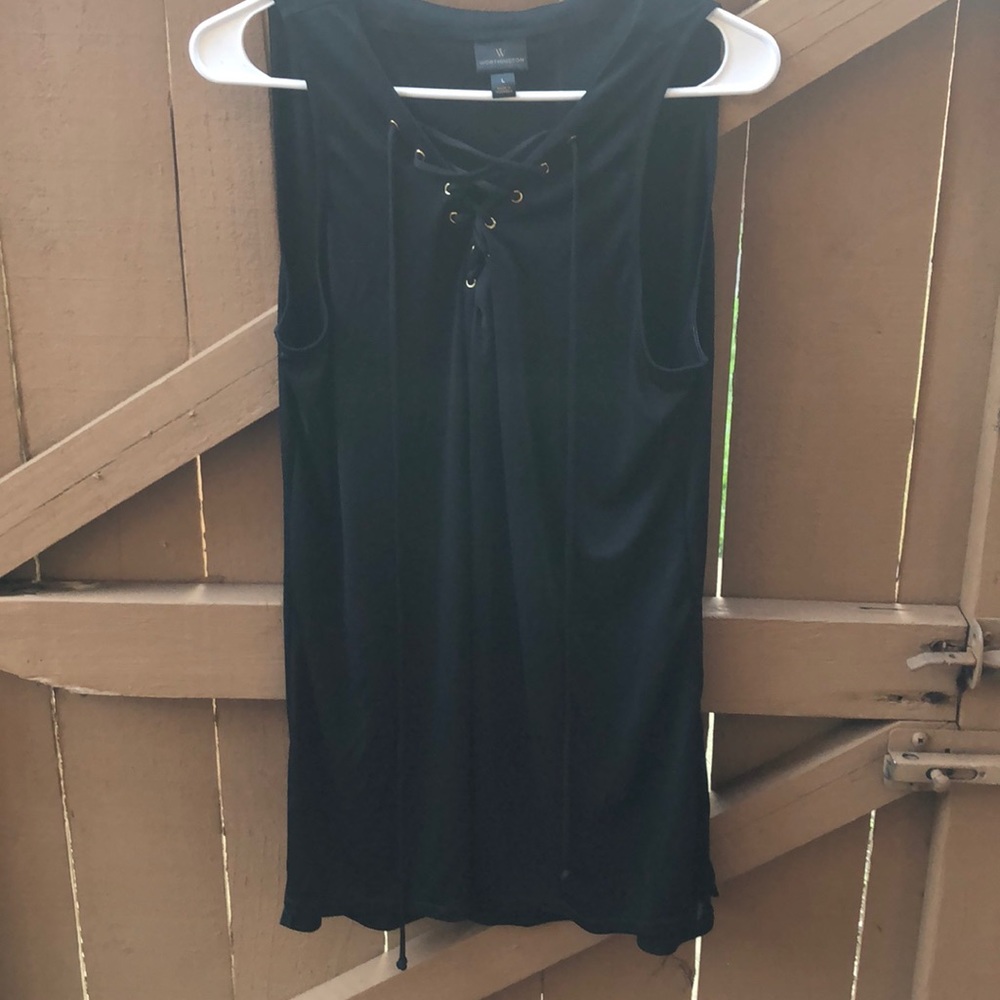 Sleeveless blouse